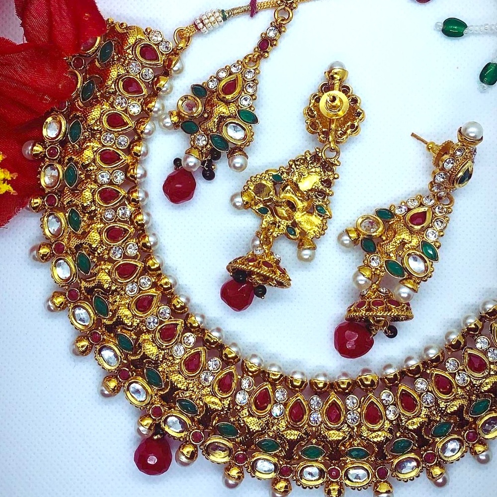 Polki♦️-Necklace,Earrings & Tikka(head piece) set